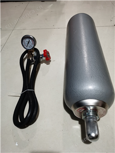 NXQ系列液压蓄能器及固定支架胶囊冲气工具安全阀等附件