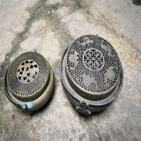 上海市老香炉收购价格  大明宣德炉回收  老圆形香炉收购咨询