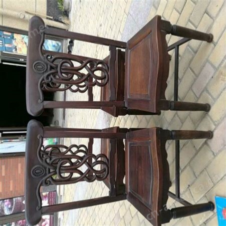 上海市红木椅子收购    黄浦区老家具回收热线