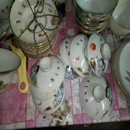 老瓷器盖碗回收  老瓷器香炉回收   老瓷器碟子回收